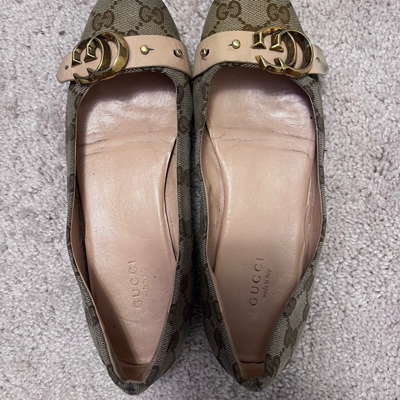 Gucci GG logo ballerina slide in shoe. - Picture 2 of 3